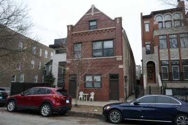 Main picture of 1463 W Huron St