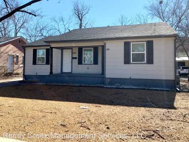 Main picture of 409 NE 18th St