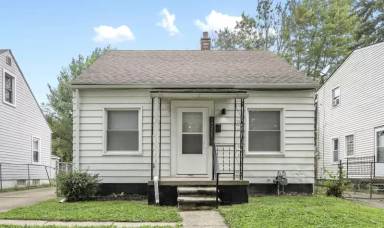 Main picture of 19223 Beaconsfield St