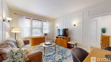Main picture of 461 Washington St