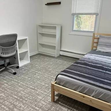 Main picture of 114 S Lee St