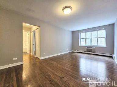 Main picture of 528 W Oakdale Ave