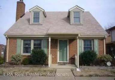 Main picture of 243 Loch Cir