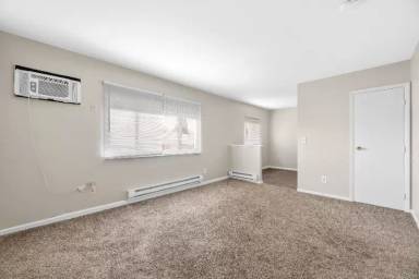 Main picture of Evergreen Apartments & Townhomes