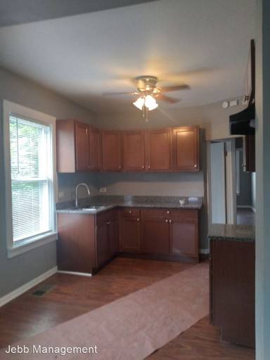 Main picture of 10721 S Prairie Ave