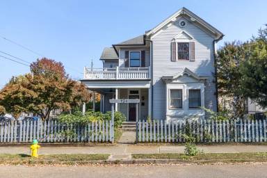 Main picture of 728 Morgan St