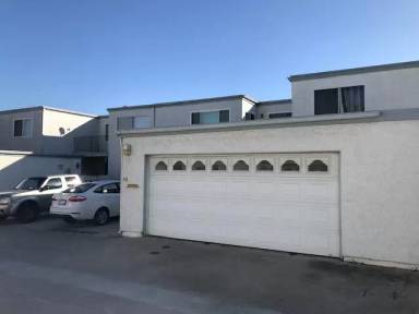 Main picture of 1640 Maple Dr