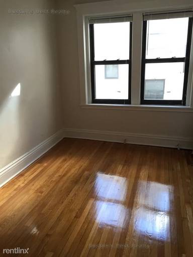 Main picture of 27 Saint Lukes Rd