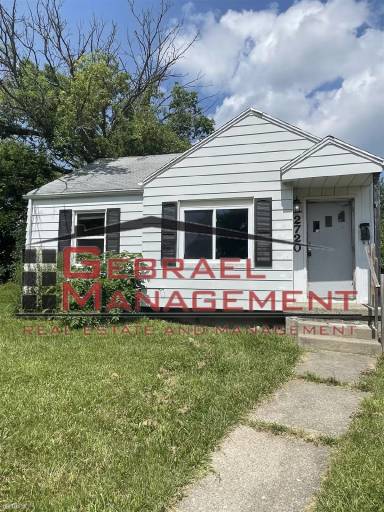 Main picture of 2720 Sloan St