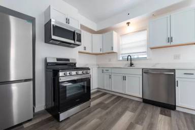 Main picture of 75 Vinton St