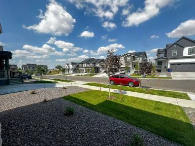 Main picture of 576 Nightsky St