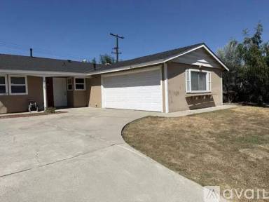 Main picture of 2727 Recinto Ave