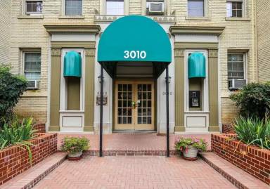 Main picture of 3010 Wisconsin Ave NW