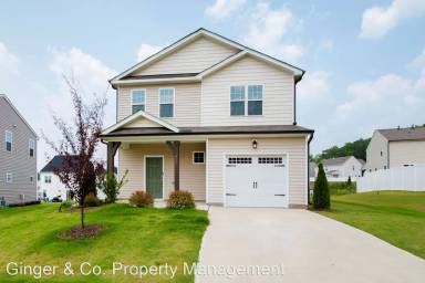 Main picture of 413 Sunny Fields Dr