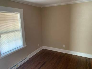 Main picture of 813 Clark St