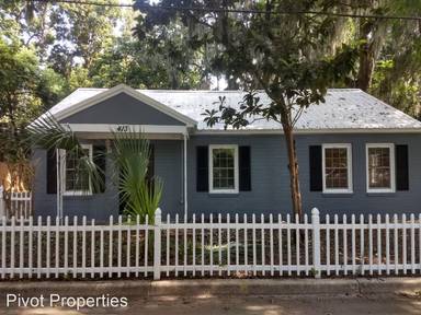 Main picture of 413 NW 3rd Ave