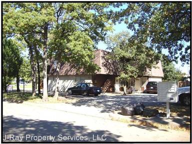 Main picture of 2201 Landmark Ct