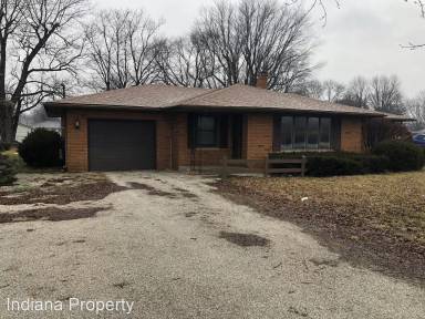 Main picture of 3158 E State Road 236