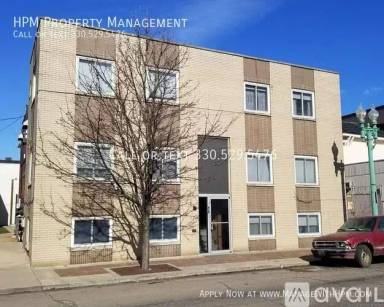 Main picture of 417 Mc Kinley Ave NW