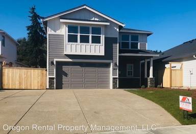 Main picture of 163 NW Beaver Ct