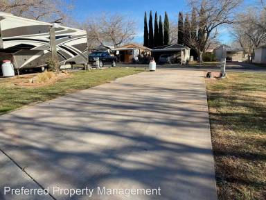 Main picture of King's Row Estates