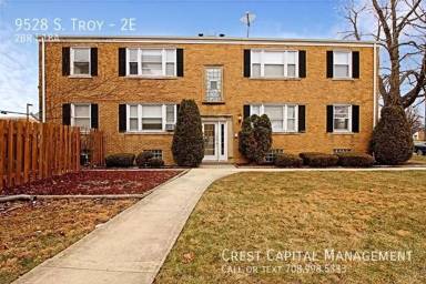 Main picture of 9520-28 S Troy Ave