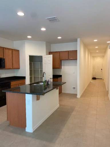 Main picture of 3317 W Dunbar Dr