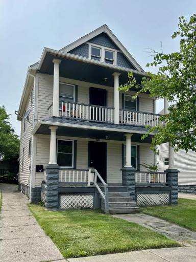 Main picture of 2816 E 125th St