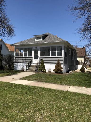 Main picture of 404 Cherry St