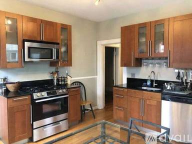Main picture of 18 Clary St