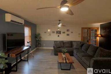 Main picture of 298 Roberts Hill Rd