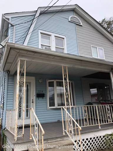 Main picture of 2214 Liberty St