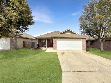 Main picture of 7031 Heathers Pl