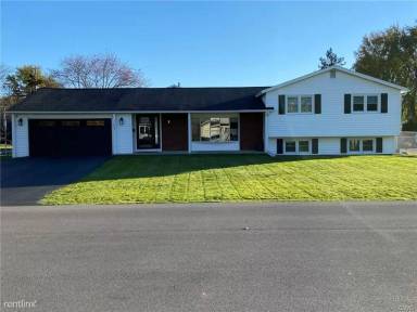 Main picture of 458 Jewell Dr