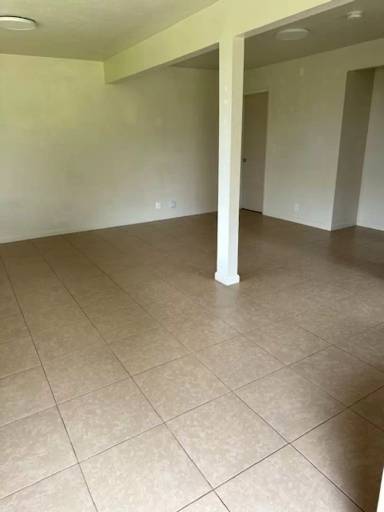 Main picture of 3014 Kekaulike Ave