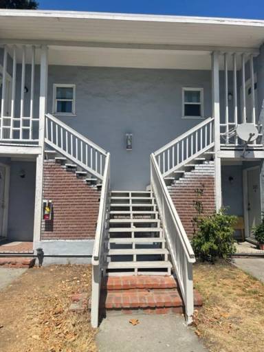 Main picture of 2421 San Pablo Ave