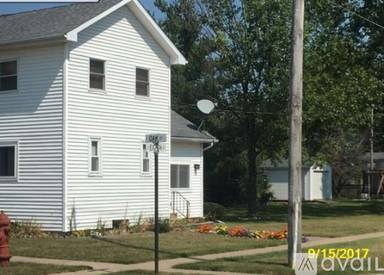 Main picture of 731 Oak St