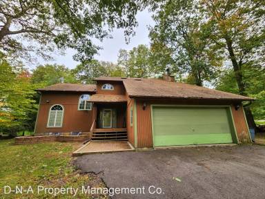 Main picture of 6155 Victoria Dr