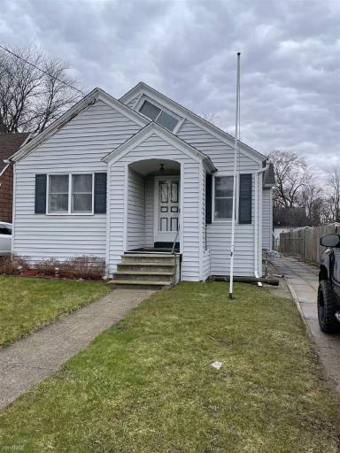 Main picture of 255 Lockwood St