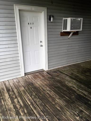 Main picture of 405 Forest Ave