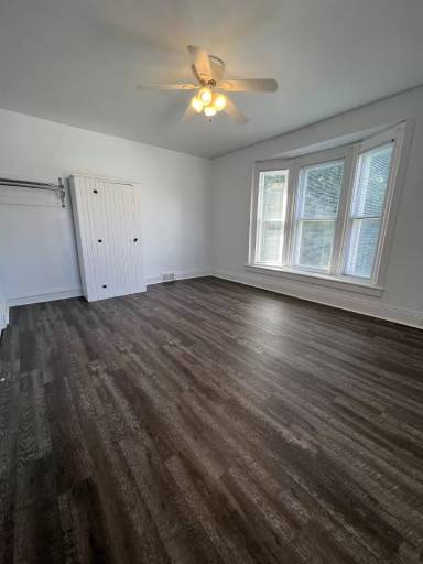 Main picture of 1407 Main St