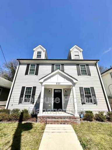 Main picture of 620 W 27th St