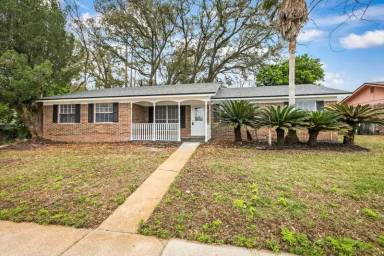 Main picture of 8458 Grampell Dr