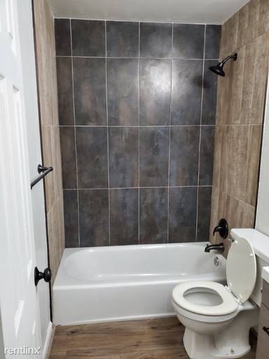 Main picture of 8037 Redmon Rd