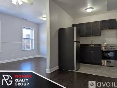Main picture of 4501-4515 N Malden St