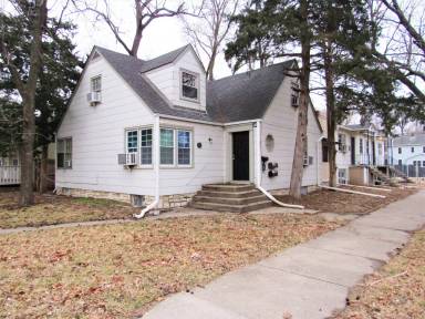 Main picture of 731 Bluemont Ave