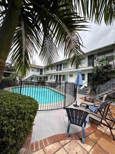 Main picture of 275 N Garfield Ave