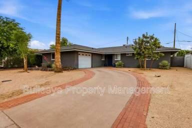 Main picture of 4607 N 82nd St