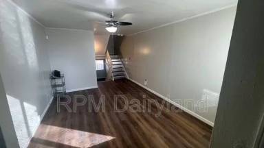 Main picture of 8836 N 95 St
