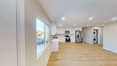 Main picture of 5635 Dorothy Way